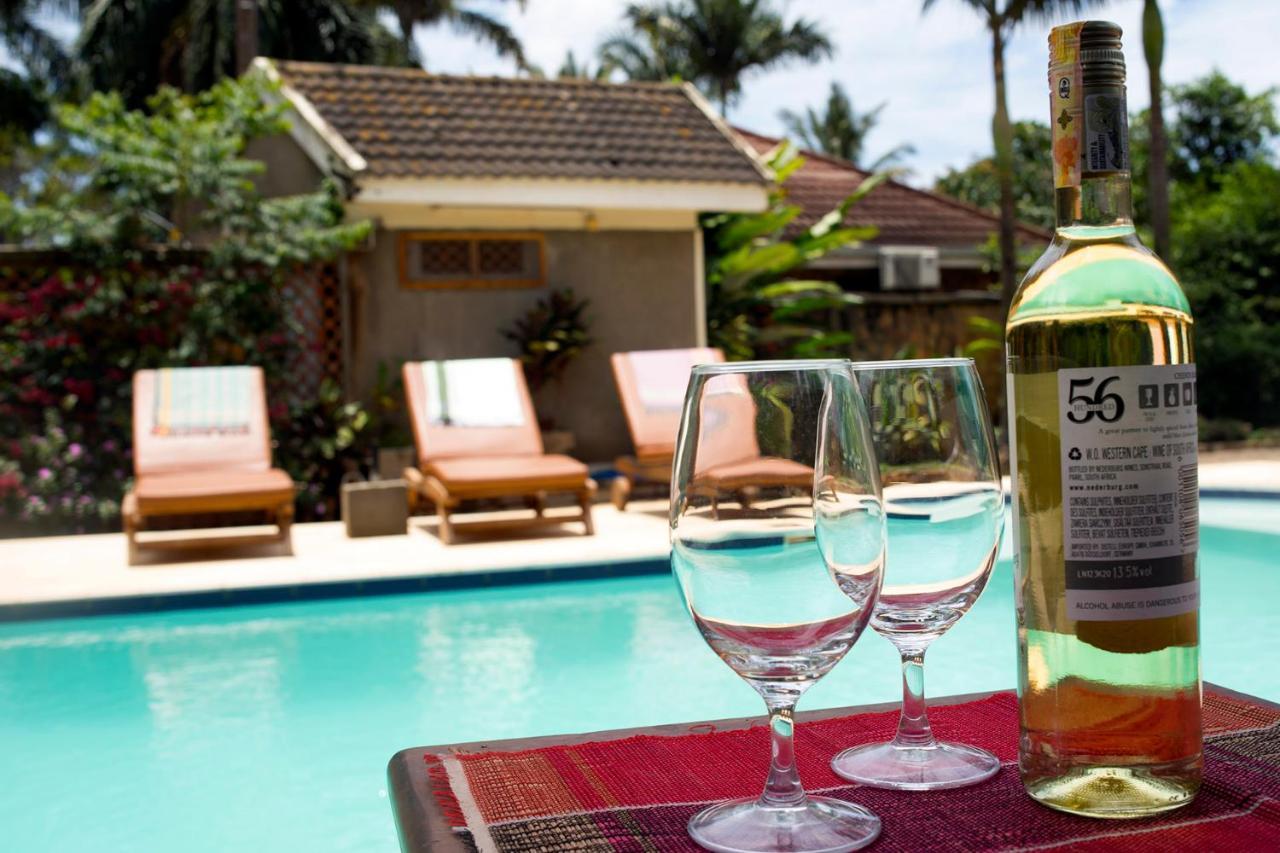 Entebbe Palm Hotel Luaran gambar
