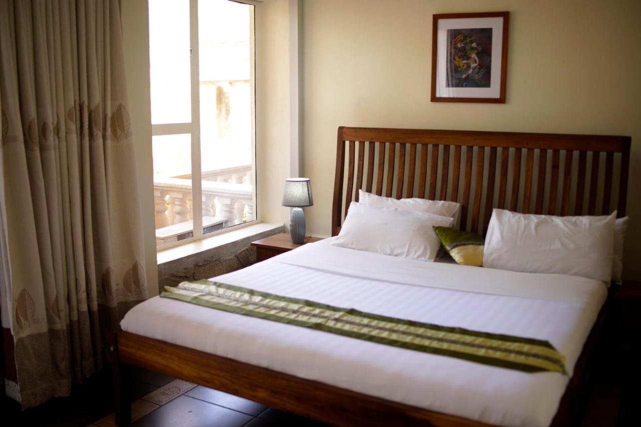 Entebbe Palm Hotel Luaran gambar