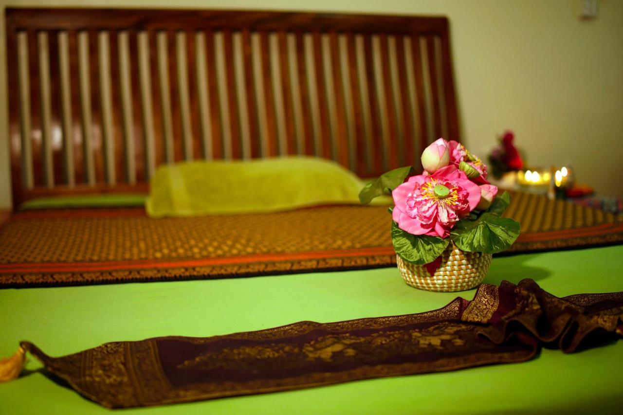 Entebbe Palm Hotel Luaran gambar